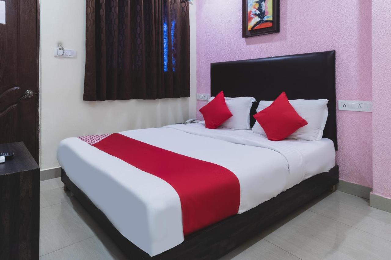 Fabexpress 29 Beach House, Morjim Beach Esterno foto