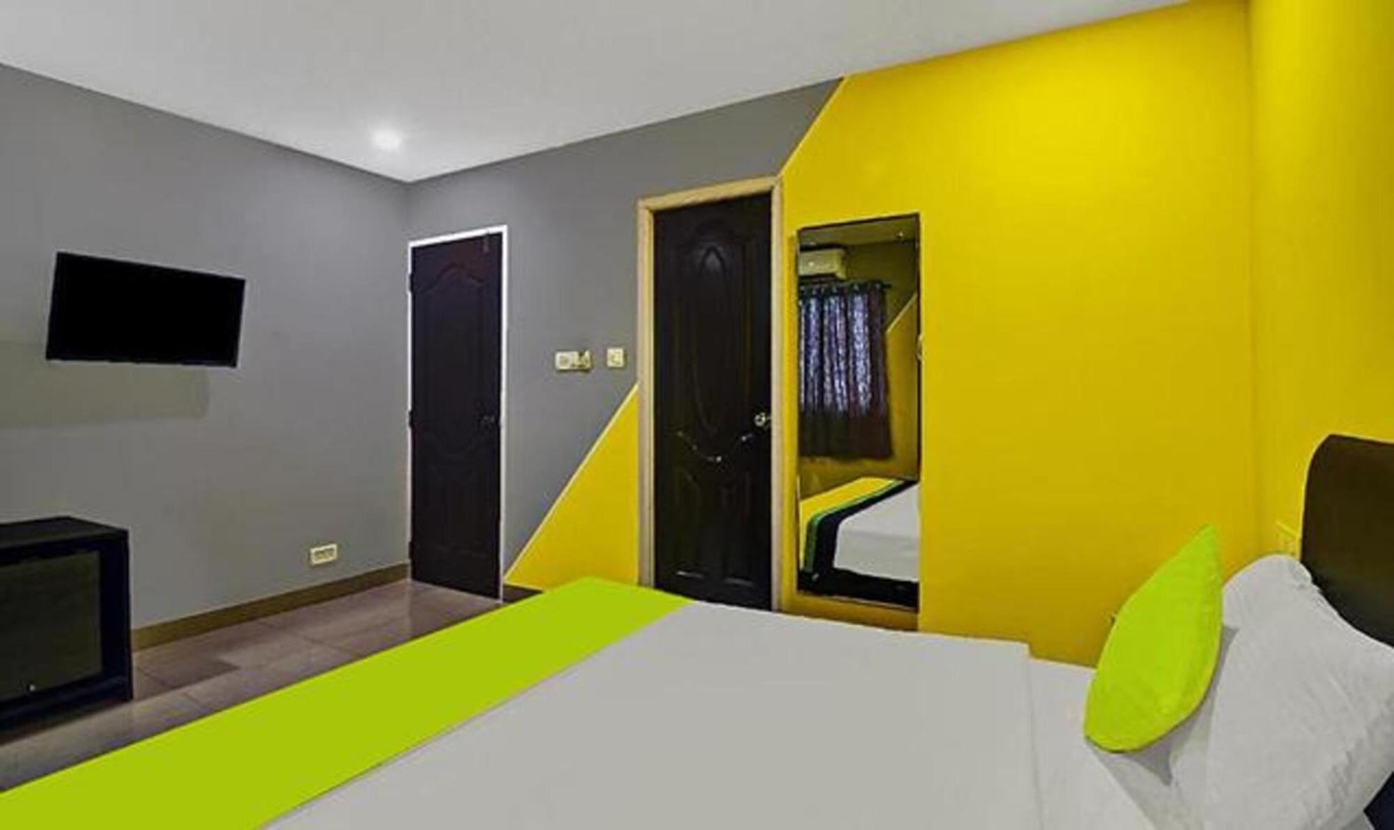 Fabexpress 29 Beach House, Morjim Beach Esterno foto