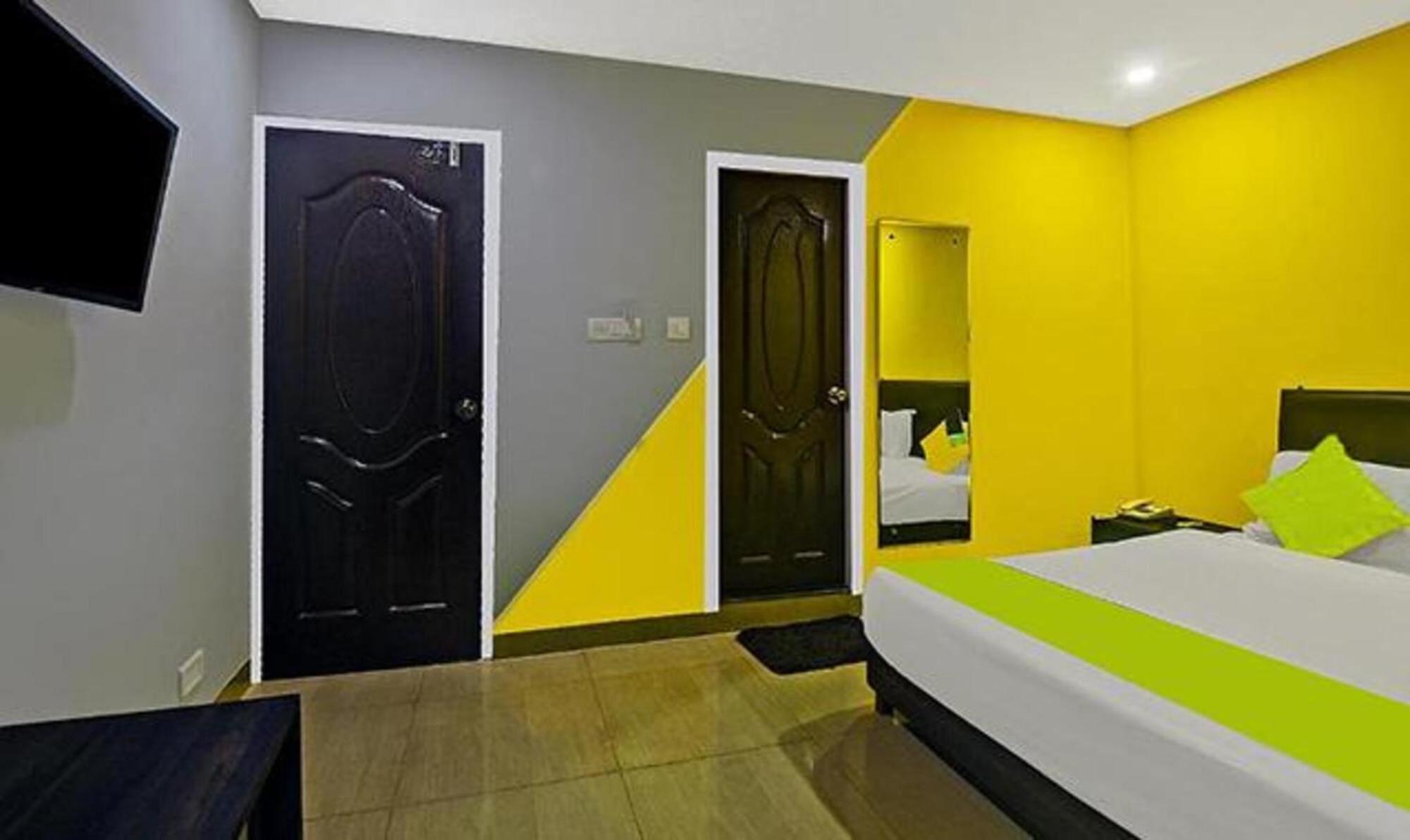 Fabexpress 29 Beach House, Morjim Beach Esterno foto